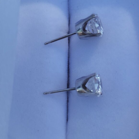 Round Clear CZ Stone Stud Earrings 14k White Gold - Picture 13 of 15